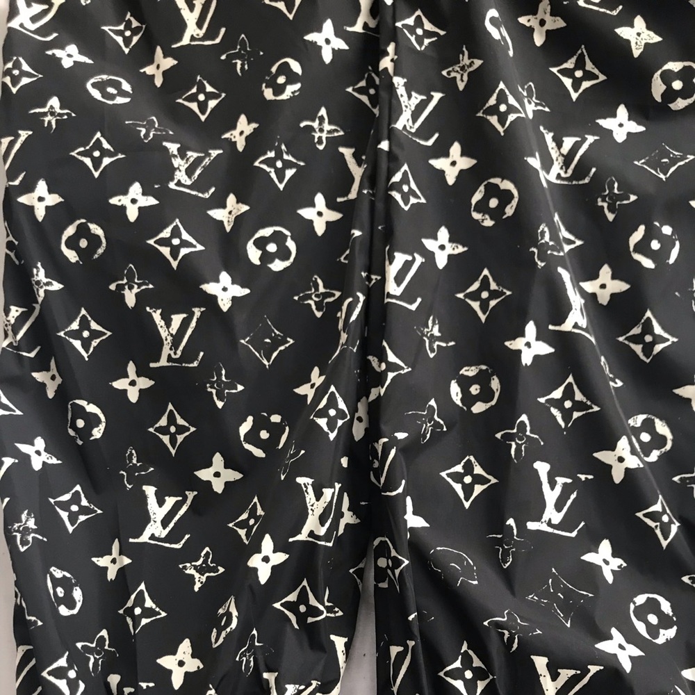 Louis Vuitton Pants